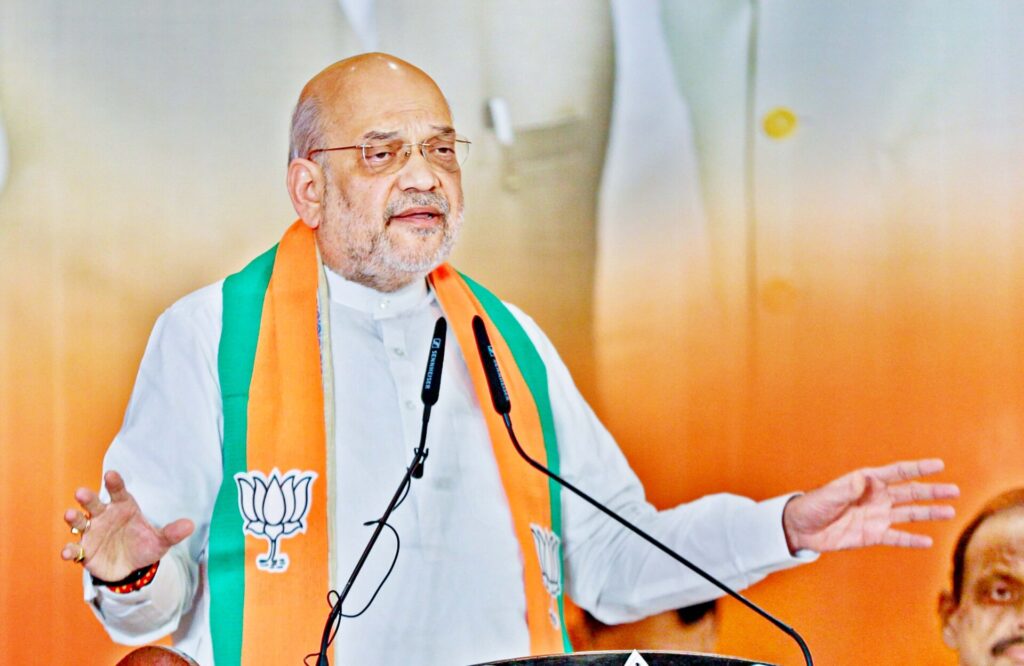 नक्सल नेतृत्व पर सुरक्षा बलों का बड़ा प्रहार, लाल आतंक कमजोर: अमित शाह