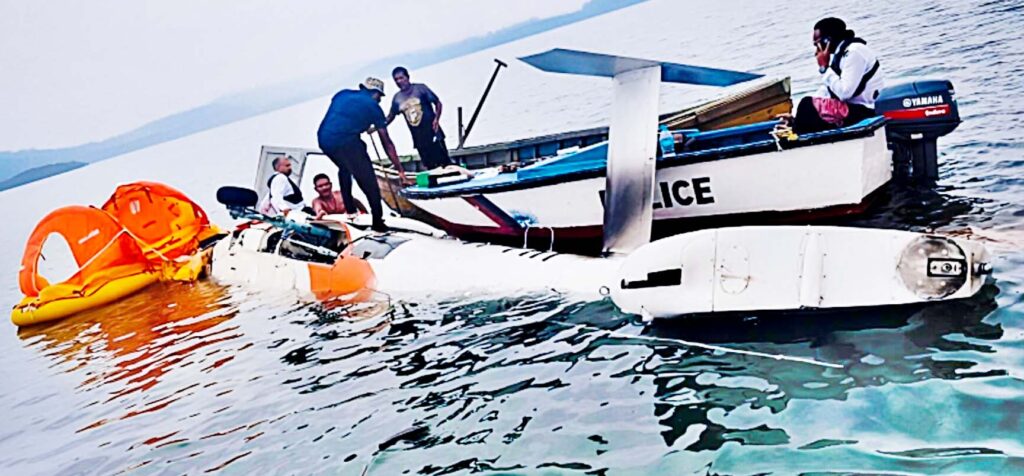 पवन हंस का हेलीकॉप्टर मायाबंदर के नजदीक समुद्र में दुर्घटनाग्रस्त, सभी सात लोग सुरक्षित बचाए गए।